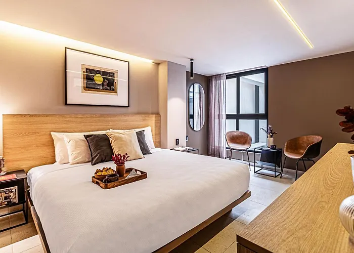 Apartahotel Kukun Tonala 121 Roma 4*