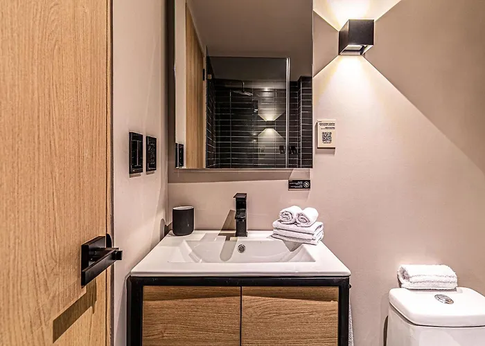 Apartahotel Kukun Tonala 121 Roma 4*